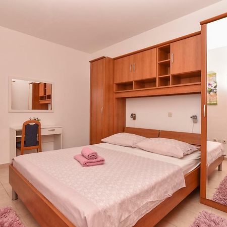 Villa Ivka Tučepi Екстериор снимка