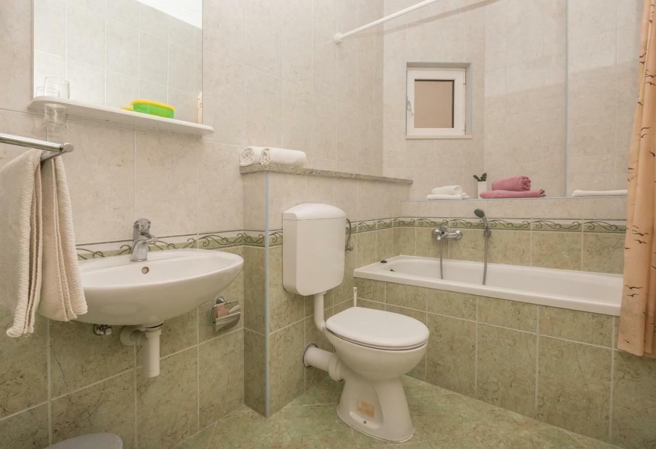 Villa Ivka Tučepi Екстериор снимка